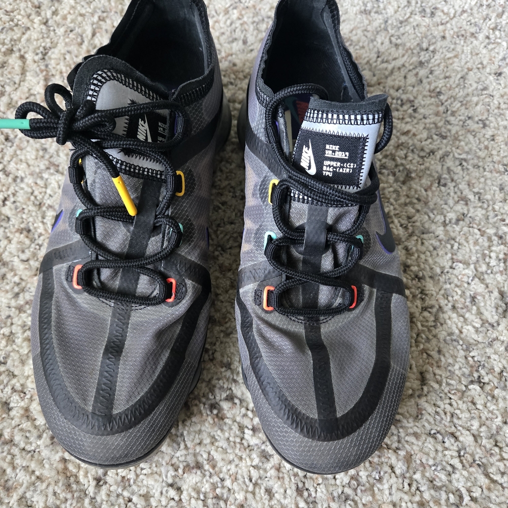 Nike Vapormax Black and Gray Athletic Shoes